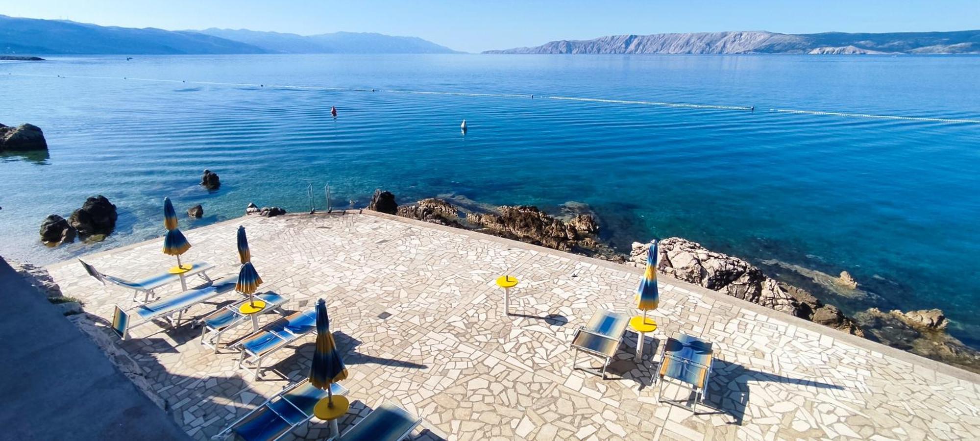 Apartments Maricic 200 Meters From The Beach Novi Vinodolski Exterior foto