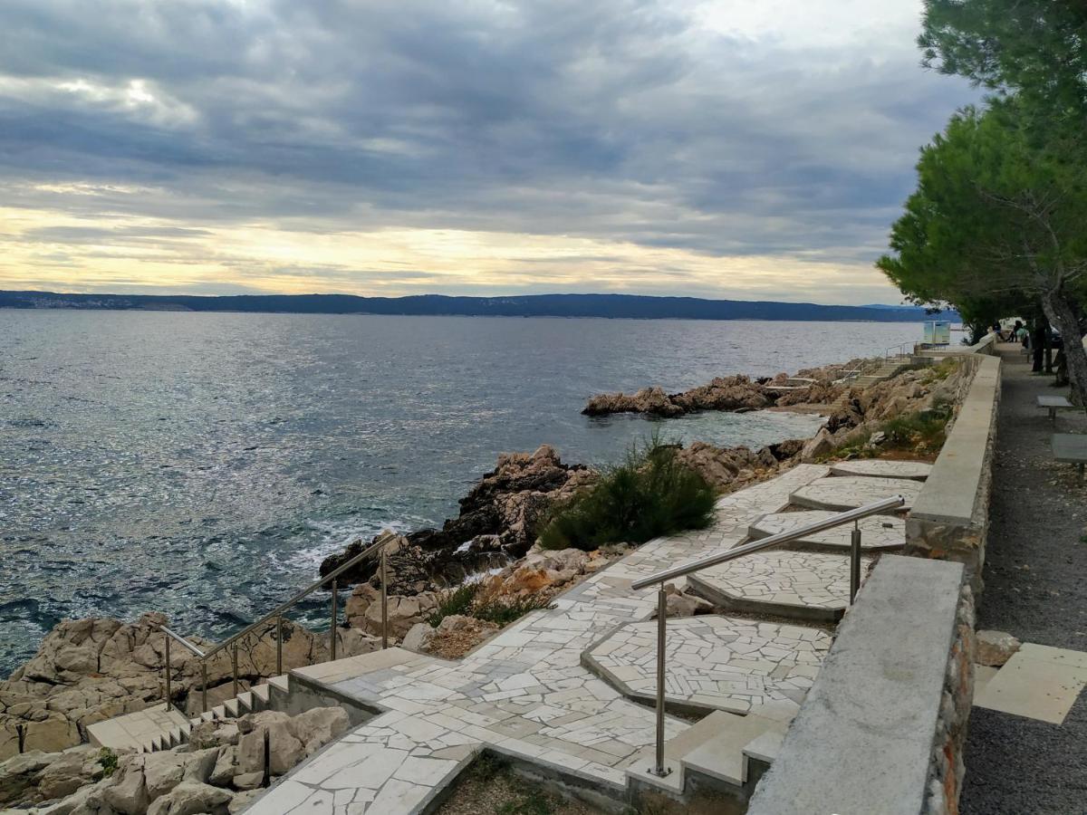 Apartments Maricic 200 Meters From The Beach Novi Vinodolski Exterior foto